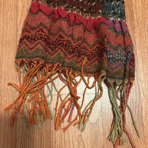 Colorful Knit Scarf - Picture 3 of 5